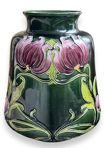 Julius Dressler Art Nouveau Vase - Picture 1 of 10