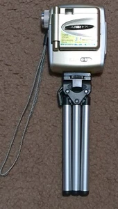 Aiptek DUO-V26 Silver Handheld Portable 4X Digital Zoom USB 4MP Working - Picture 1 of 7