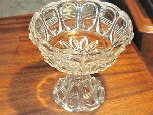 EARLY AMERICAN PATTERN GLASS COMPOTE PEACOCK FEATHER - Picture 1 of 4