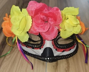 Masquerade Mask Floral/Glitter 6 In Wide 3 In Height - Picture 1 of 6