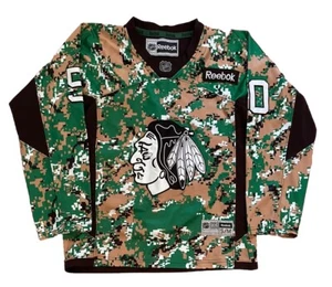 Reebok NHL Licensed Camouflage Blackhawks Jersey S/M #50 Corey Crow Crawford - Bild 1 von 8