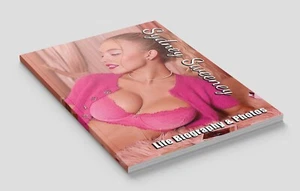 Sydney Sweeney Beautiful Biography & Photo Book personalised - Foto 1 di 15