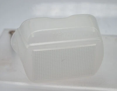 Nikon SB-700 Speedlight Flash Unit Original Wide Angle Dome Diffuser SW-14H - Image 1 of 3