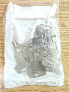 ILCO GM BLANK KEYS P1098 WC / B64 USA ( 10 KEYS ) - Bild 1 von 2