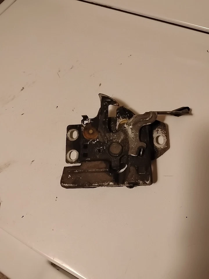 94-97 Acura Integra OEM capó pestillo capó mecanismo de liberación STOCK fábrica Foto 1 de 2