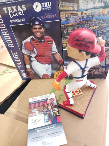 Autographed Texas Live  Pudge Pizza Bobblehead Texas Rangers Cover