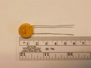5 Centralab DD60-220 220pF 6000kV Z5U 20% High Voltage Ceramic Disc Capacitors - Picture 1 of 1