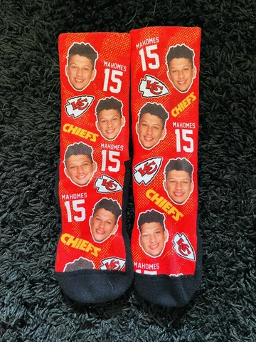 Patrick Mahomes NFL Kansas City Chiefs Large Socks Super Bowl (Never Worn) Cover