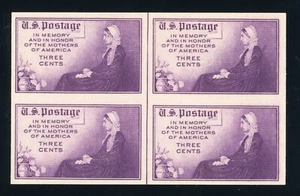 US Stamp #754 Mother's of America 3c - IMPERF Center line Block of 4 - CV $7.25 - Picture 1 of 2
