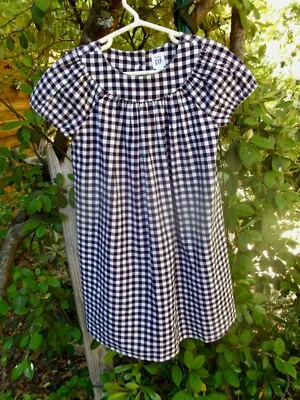 Vestido Baby Gap preto e branco gingham 100% algodão forrado mangas bufantes tamanho 5 - Imagem 1 de 4