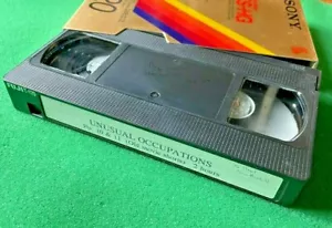 Paramount Pictures ungewöhnliche Berufe VHS + KOSTENLOSE DVD SELTEN! - Bild 1 von 1