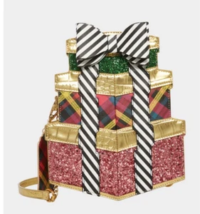 Betsey Johnson Kitsch Stack of Gifts Crossbody Bag Gold Presents BJ33535F New - Picture 1 of 9