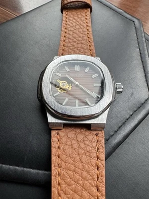 Reloj Seiko Nautilus Automático Buzo Esfera Marrón Mod LEER - Imagen 1 de 4