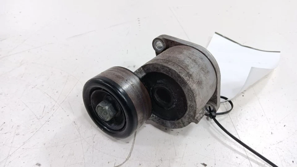 Hyundai Sonata Belt Tensioner Pulley 2018 2019 - Image 1 of 4