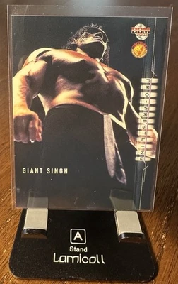 Tarjeta de novato de lucha libre profesional BBM Giant Singh 2002 #37 NJPW WWE RC Great Khali Foto 1 de 2