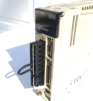 Yaskawa SGDS-02A01A SGDS02A01A Servopack 200W - Image 1 of 3