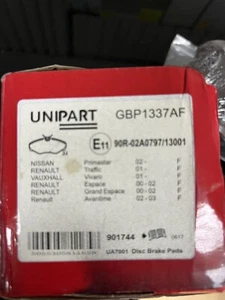 Unipart Front Brake Pads GBP 133AF Fits All Vehicles Listed On Box - Picture 1 of 5