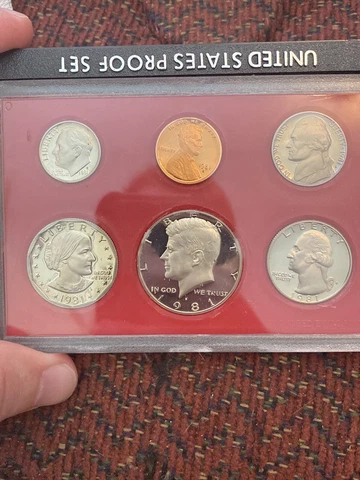 1981-S U.S. Type 2 Proof Coin Set GEM Proof in Original Mint Packaging Cover