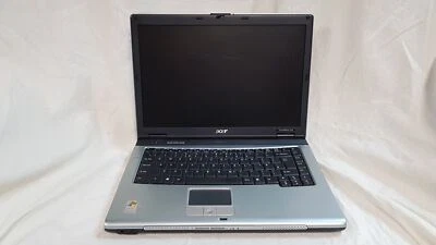 Acer travelmate 3220 14" Laptop Intel Pentium M 512MB 100GB, NO OS - Image 1 of 4