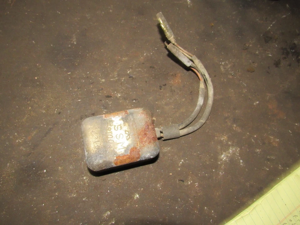 1978 yamaha yz400 cdi igniter box - Imagem 1 de 1