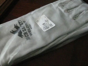 MCR Safety #4150 Size Medium Cowhide Welding Glove Gauntlet Cuff 13" OAL - Picture 1 of 3