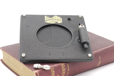 Vintage  Dallmeyer Packard style  Shutter 2 1/4" for 5" boards Large Format - Image 1 of 4