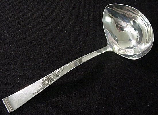 CLÁSICO CUCHARÓN DE SALSA ESTERLINA ROSE-REED & BARTON Foto 1 de 1