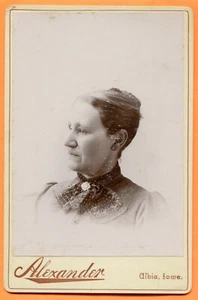 Albia, IA, Portrait of a Young Woman, by Alexander, circa 1890s - Picture 1 of 2