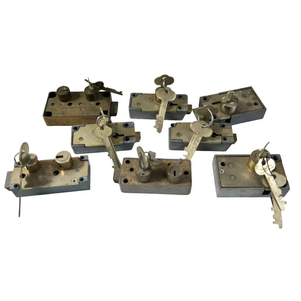 Lote Surtido Cerraduras de Seguridad Sargento Yale Juego de 8 Foto 1 de 4