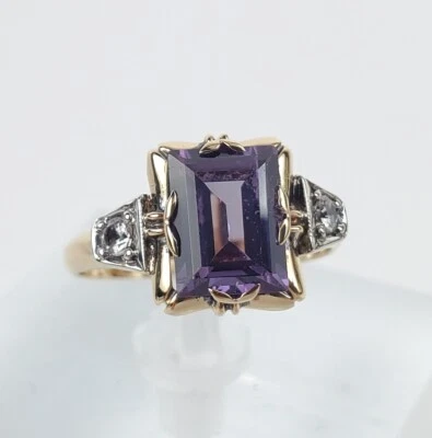 18k Multi-Tone Gold 1.95c Lab Grown Color Change Sapphire Engagement Style Ring - Image 1 of 4