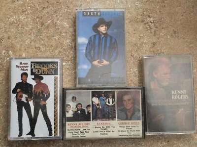 Garth Brooks-Kenny Rogers-Brooks&Dunn-Alabama**Vintage 4 Lot*"* of Cassettes Foto 1 de 4
