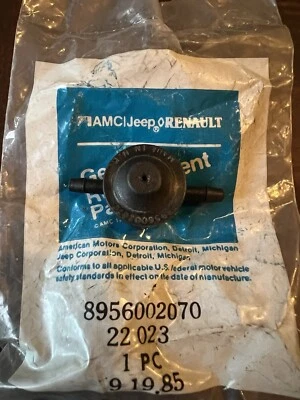 Jeep Grand Wagoneer, Cherokee XJ NOS Rear Washer Check Valve 1983-1991 - Image 1 of 3