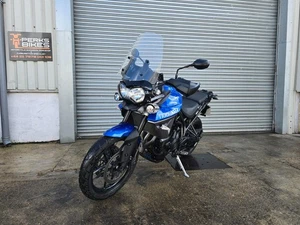 Triumph Tiger 800 XRX - Picture 1 of 12