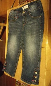 000 Girls Size 8 LEI Chelsa Lowrise Jeans Button Ankles Capris - Picture 1 of 4