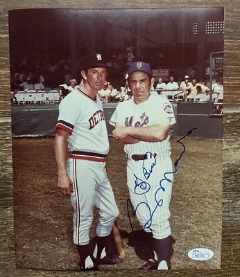 BILLY MARTIN/YOGI BERRA Signed/Auto 8x10 PHOTO! *JSA COA* Yankees/Tigers/HOF - Image 1 of 2