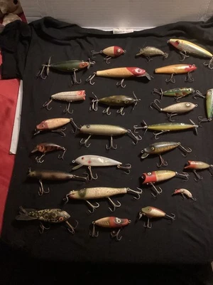 Vintage Fishing Lot of 27 Vintage Tackle Box Fresh Heddon  Creek Chub +++++ - Image 1 of 4