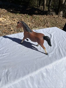 SCHÖNES Vintage Breyer Pferd #124 Laufende Stute Sugar SCHÖNES SCHATTIERAUGE WEISS Bay - Bild 1 von 8