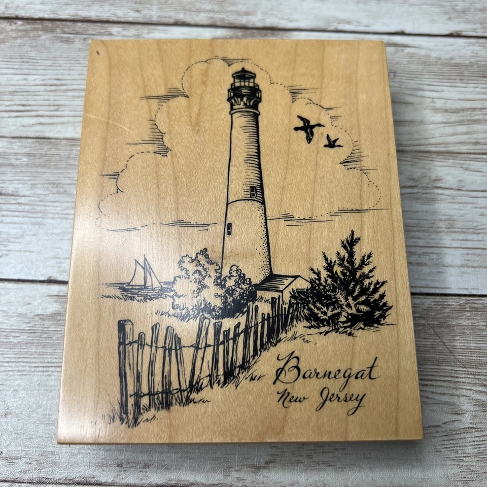 Sello de goma montado en madera Barnegat New Jersey Lighthouse PSX Design (1999) Foto 1 de 4