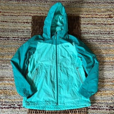 Chaqueta con capucha The North Face Dry Vent verde para mujer talla grande L Foto 1 de 3