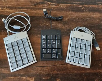 LOT OF 3 Targus PAUK10U , PAUKY01U , & Generic Keypads USB Keyboard Number Pads - Image 1 of 4