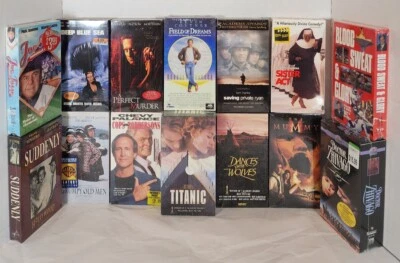 Лот (14) фильмов VHS новый и в заводской упаковке спасение рядового Райана, Титаник, мумия - Изображение 1 из 4