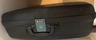 Delsey Club Hardcase Back  Luggage Suitcase Vintage Size Large - Image 1 of 4