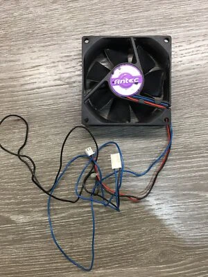 TOP MOTOR 12V 0.20A 80*80*25MM FAN DF1208SH  2 Pin Antec - Image 1 of 3
