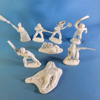 SOUTH OF THE BORDER WHITE MEXICAN Peasants FIGURES WESTON TOY - Image 1 of 4