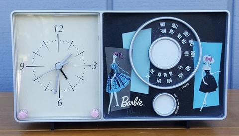 Barbie Clock Radio 2002 AM/FM Retro Style Mattel WORKS GREAT! Cover