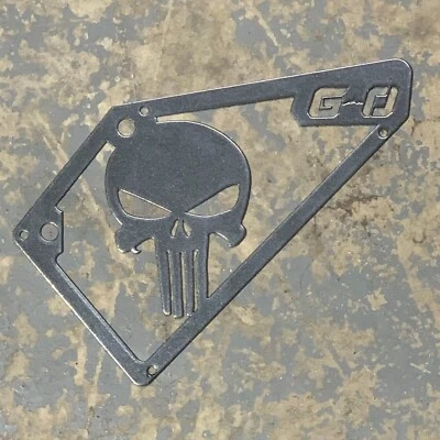 Cubierta de admisión de embrague, rejilla de admisión Polaris General Punisher, (gris metálico) Foto 1 de 4