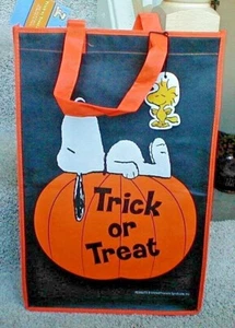 Peanuts Snoopy Halloween Süßes oder Saures Tasche auf Kürbis 18"x12" Neu - Bild 1 von 1