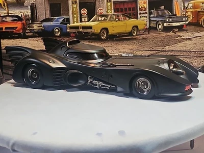 Hot Wheels 1989 Movie Batmobile  Matt Black READ 📚 FOR PARTS OR REPAIR  - Image 1 of 4