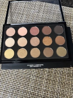 MAC EYE SHADOW X 15 WARM NEUTRAL RARE NEW - Image 1 of 4