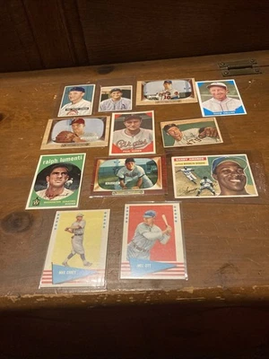 Lote de tarjetas de béisbol vintage Topps Bowman Fleer - 12 tarjetas años 50-60 Foto 1 de 4